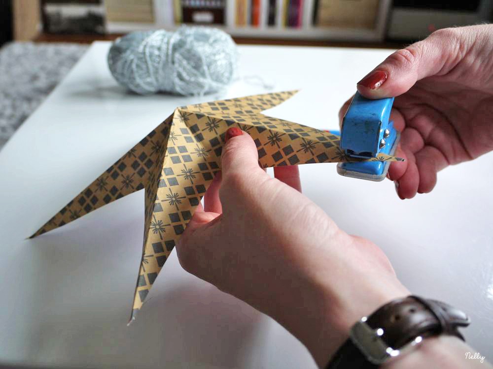 DIY de Noël : une étoile en papier plié