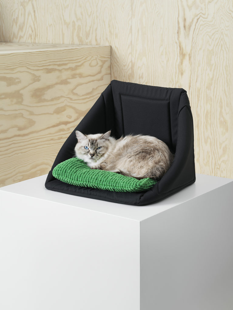 Ikea LURVIG pour chats et chiens