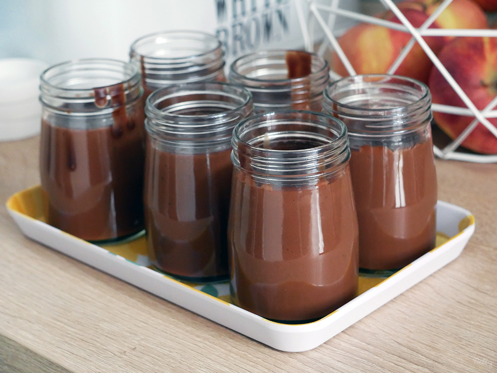 Les pots de crème en verre