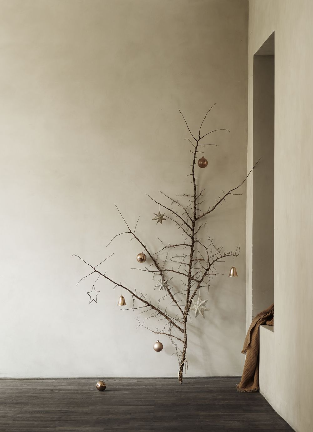 Noël : comment faire une déco avec des branches ?