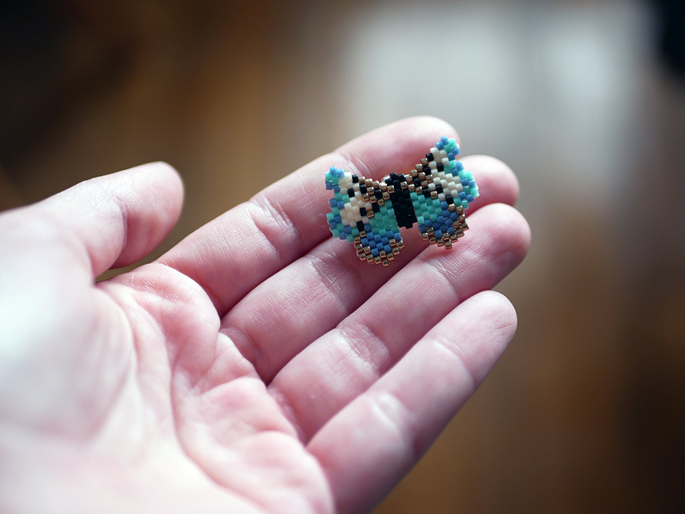 Papillon en brick stitch