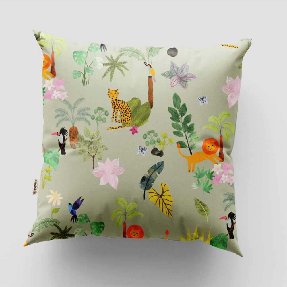 Mockup Faune et flore, coussin