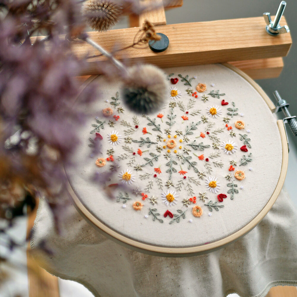 Broderie : un mandala de printemps, à télécharger gratuitement