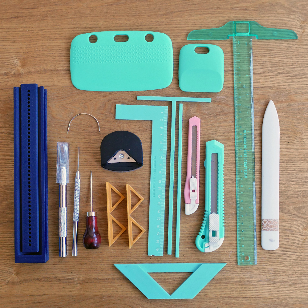 Kit Reliure Livre En Bois - Presse à Livres Et Perforatrice à Papier Avec Alêne Et Berceau (DIY, Carnets, Planner)