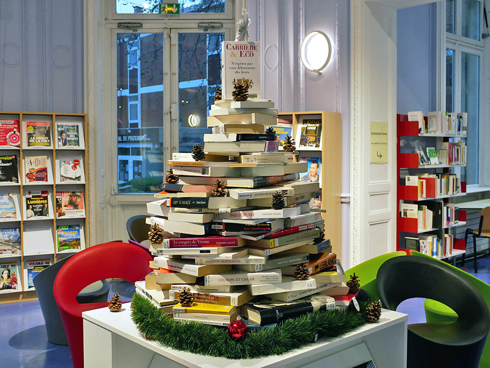 Un sapin de Noël DIY avec des livres