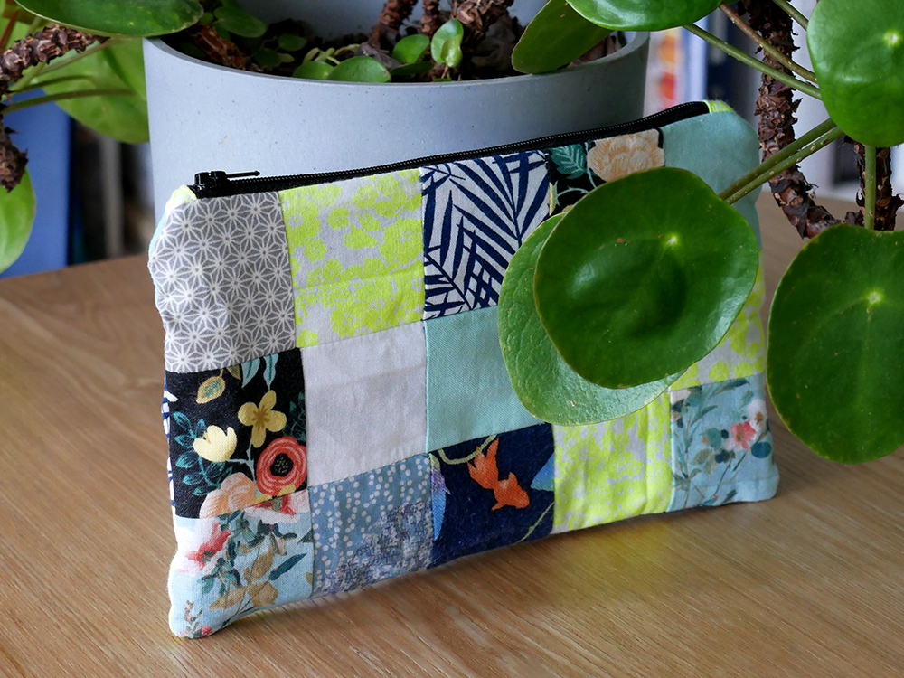 Couture : une pochette en patchwork pour recycler les masques en tissu